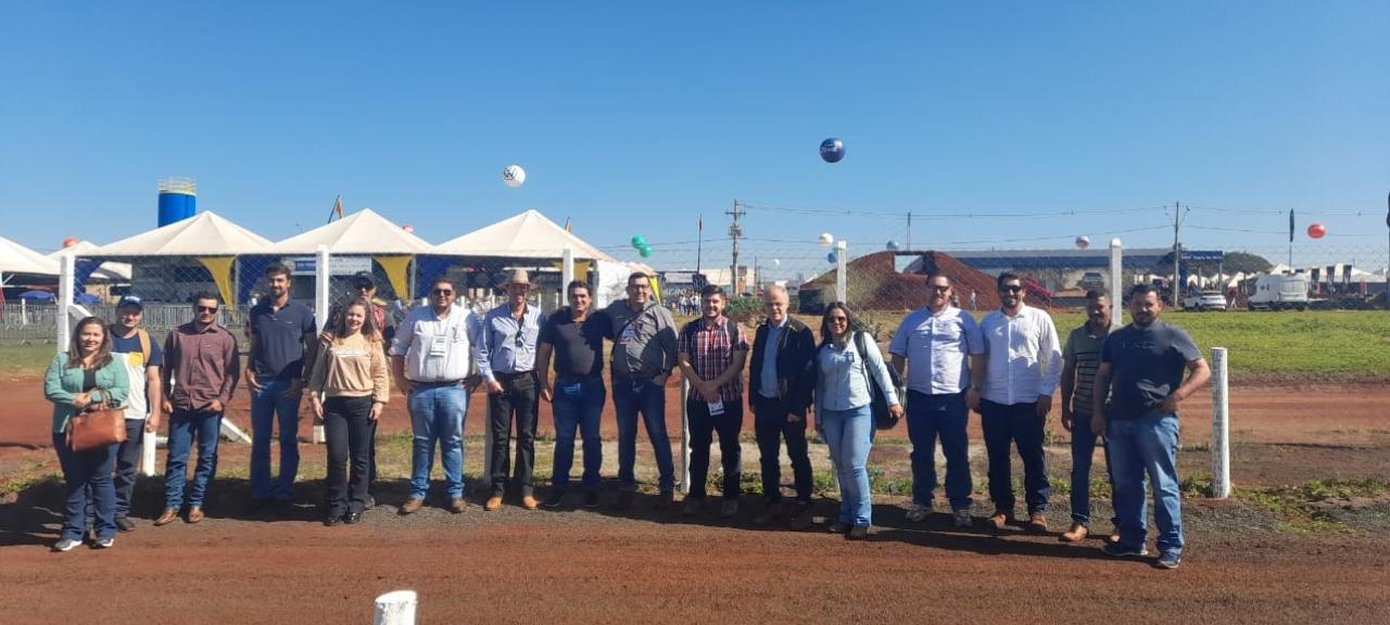 Colaboradores e parceiros da Assocana participaram da Agrishow 2023